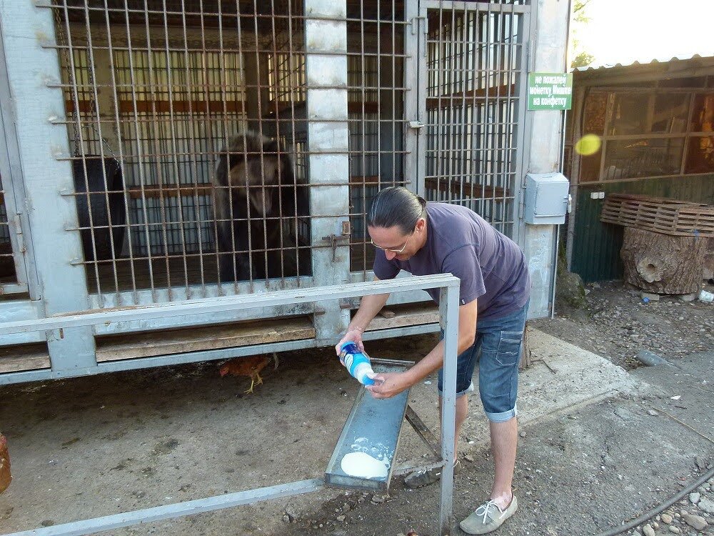 Машка, я и сгущенка, как наркотик для Машки. 