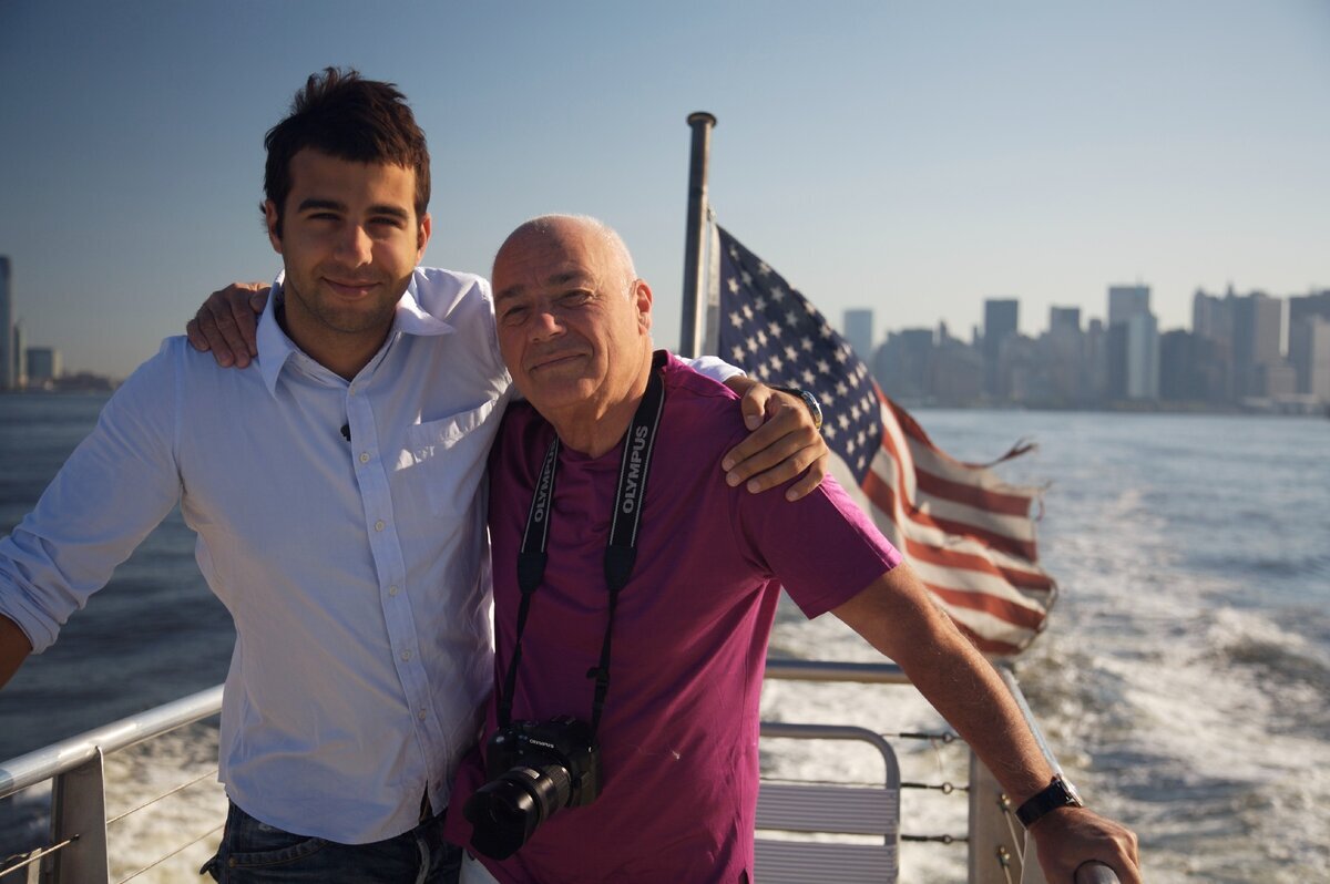 Иван Ургант и Владимир Познер. Фото на яхте в США