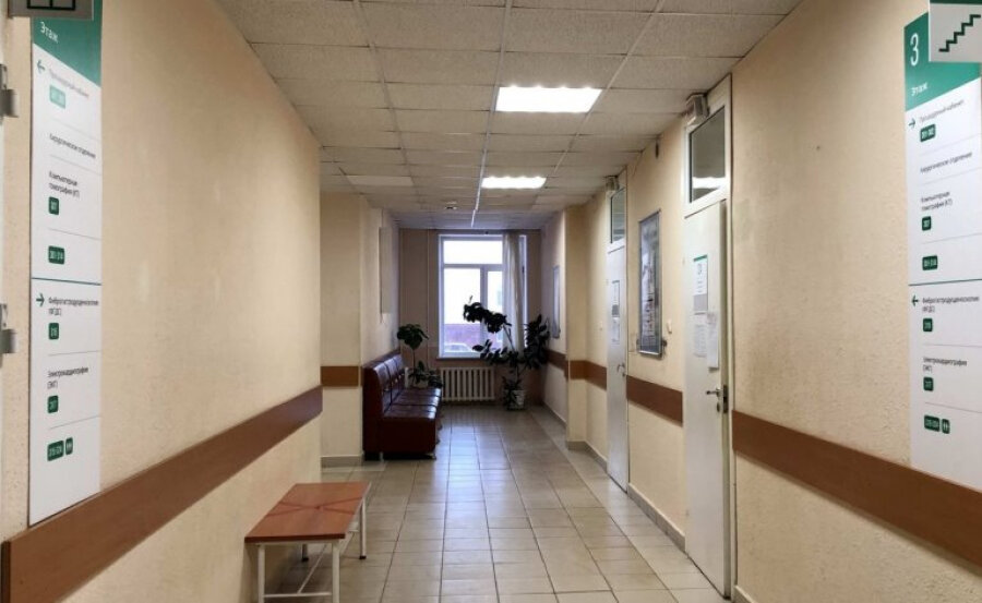 Источник: https://gipermed.ru/news/v-kamyshine-postroyat-polikliniku-na-800-poseshcheniiy-v-den-za-1-3-milliarda-rubley/