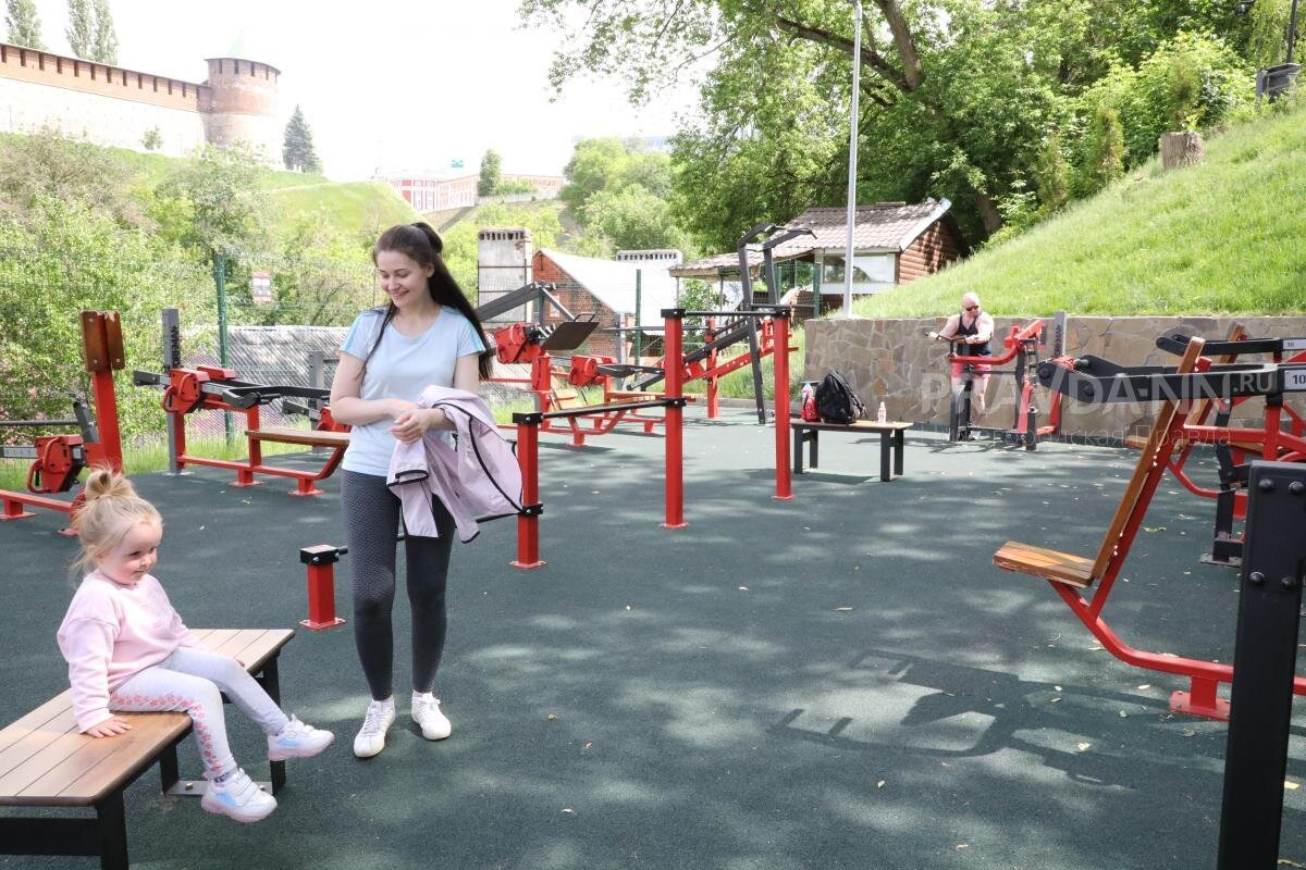    Средний возраст матери при рождении первого ребёнка в России приближается к 30 годам