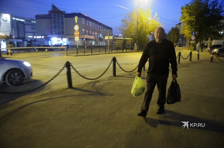 Двадцать три года он проработал судебным экспертам. Фото: Алексей БУЛАТОВ.