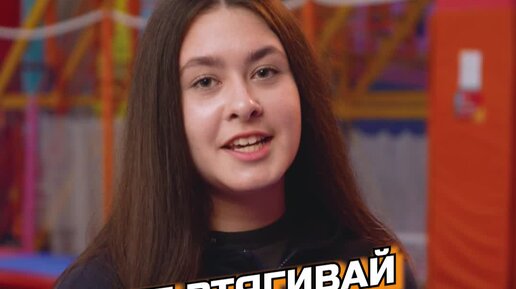 Спортивный живот у девушки