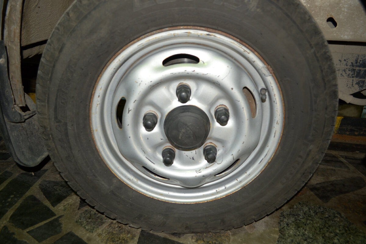 Снимаем колпачки