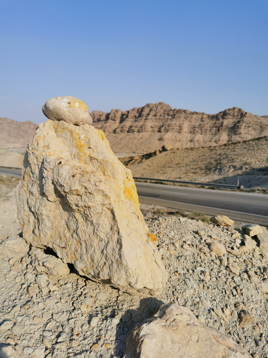 Дорога до Бендер-Аббаса  →