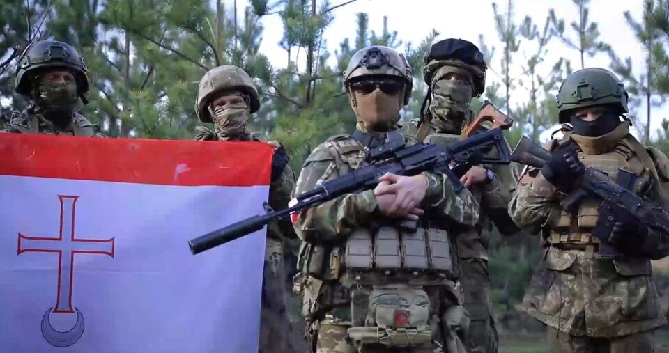    Сегодня в зоне СВО уже действуют несколько батальонов, состоящих из бывших украинских солдат.