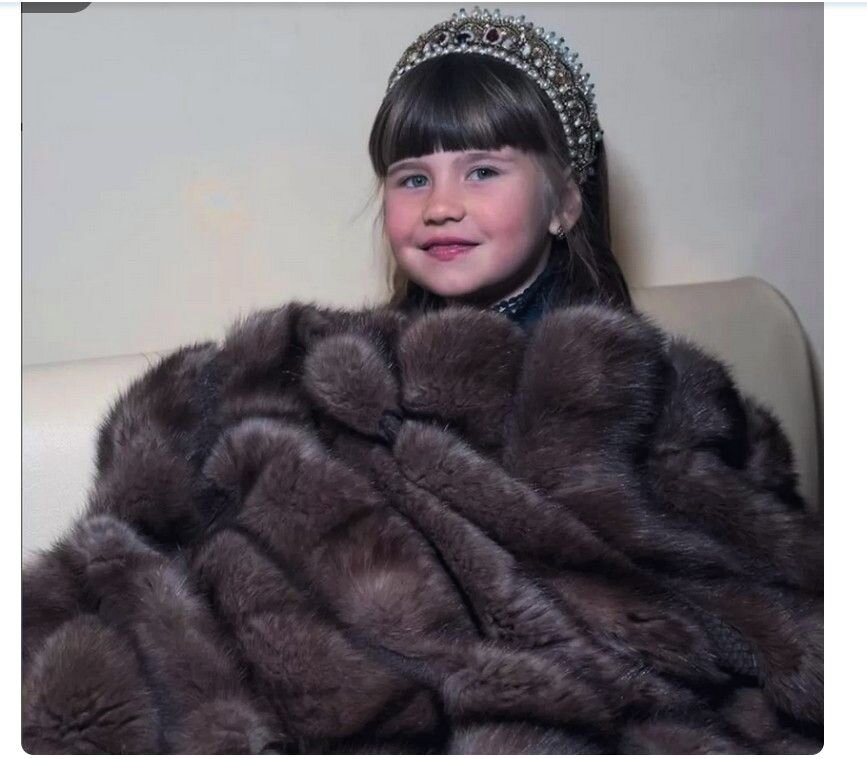 Таисия становится красавицей.