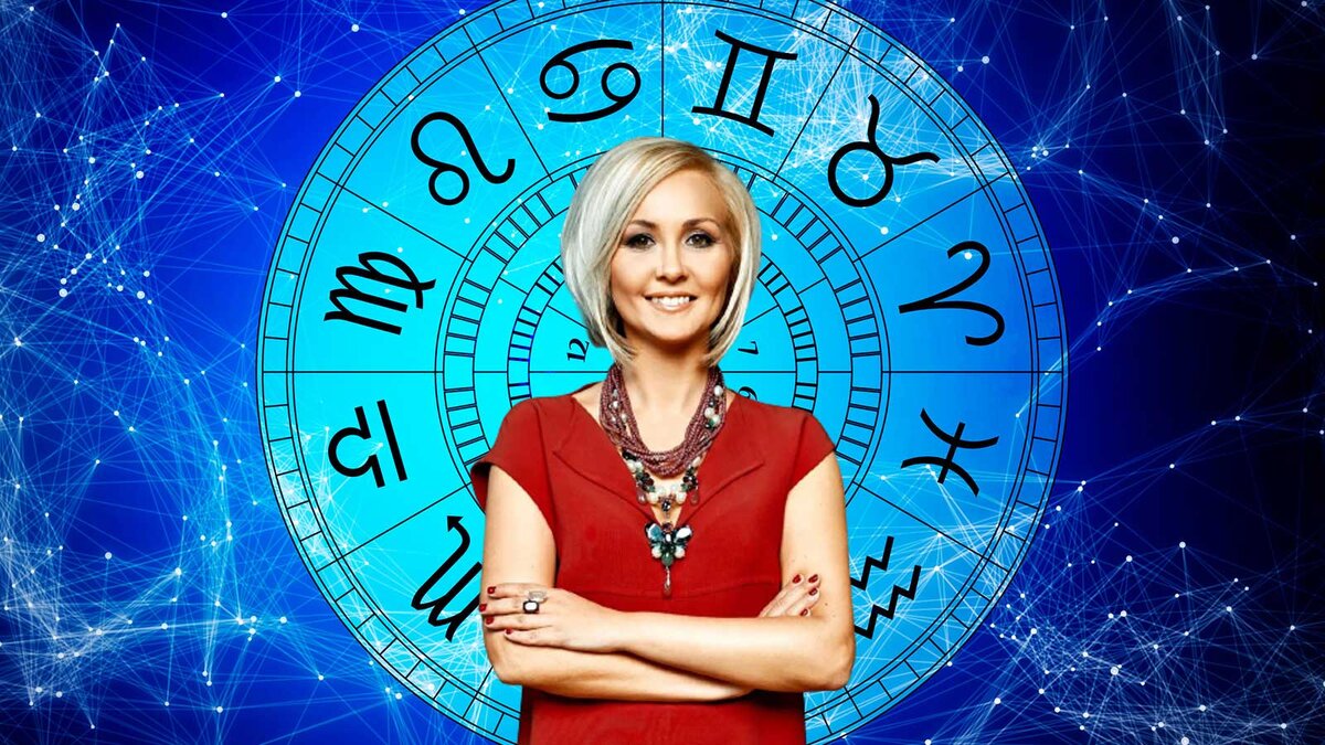 В 2012 году выпустила книгу «Астрология обольщения. Ключи к сердцу мужчины. Энциклопедия отношений», которая стала лауреатом премии «Электронная буква» в номинации «Открытие года».