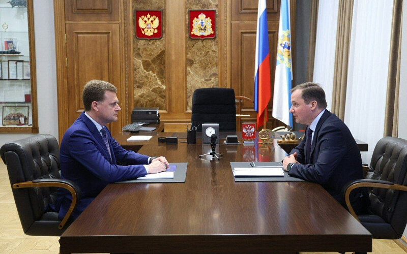 Алексей Чекунков и Александр Цыбульский провели рабочую встречу в Архангельске / Фото: Правительство Архангельской области  📷
