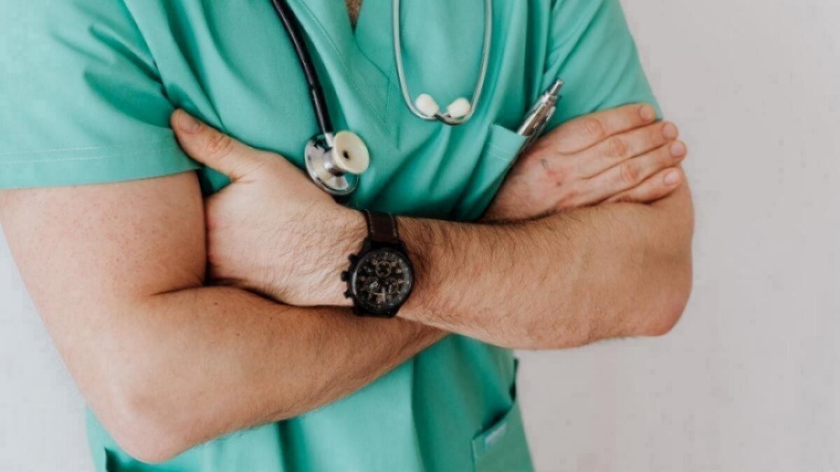    Путин присвоил доктору из Саратова звание «Заслуженный врач РФ»Новости Саратова и области – Сетевое издание «Репортер64»