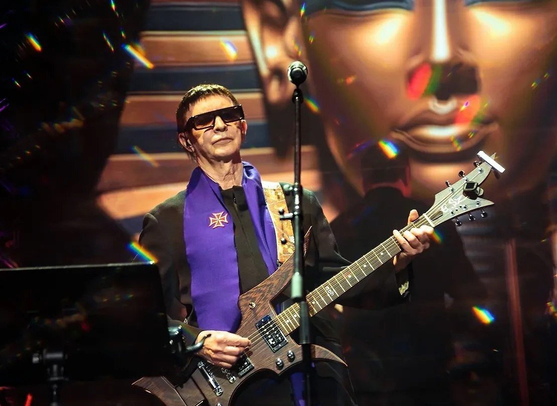 Солист группы Эдмунд Шклярский 