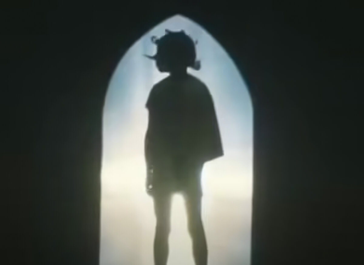 канал "Факты" «Приключе́ния Бурати́но» — советский двухсерийный музыкальный телевизионный фильм по мотивам сказки Алексея Толстого «Золотой ключик, или Приключения Буратино», созданный на киностудии «Беларусьфильм» в 1975 году. Считается культовым[