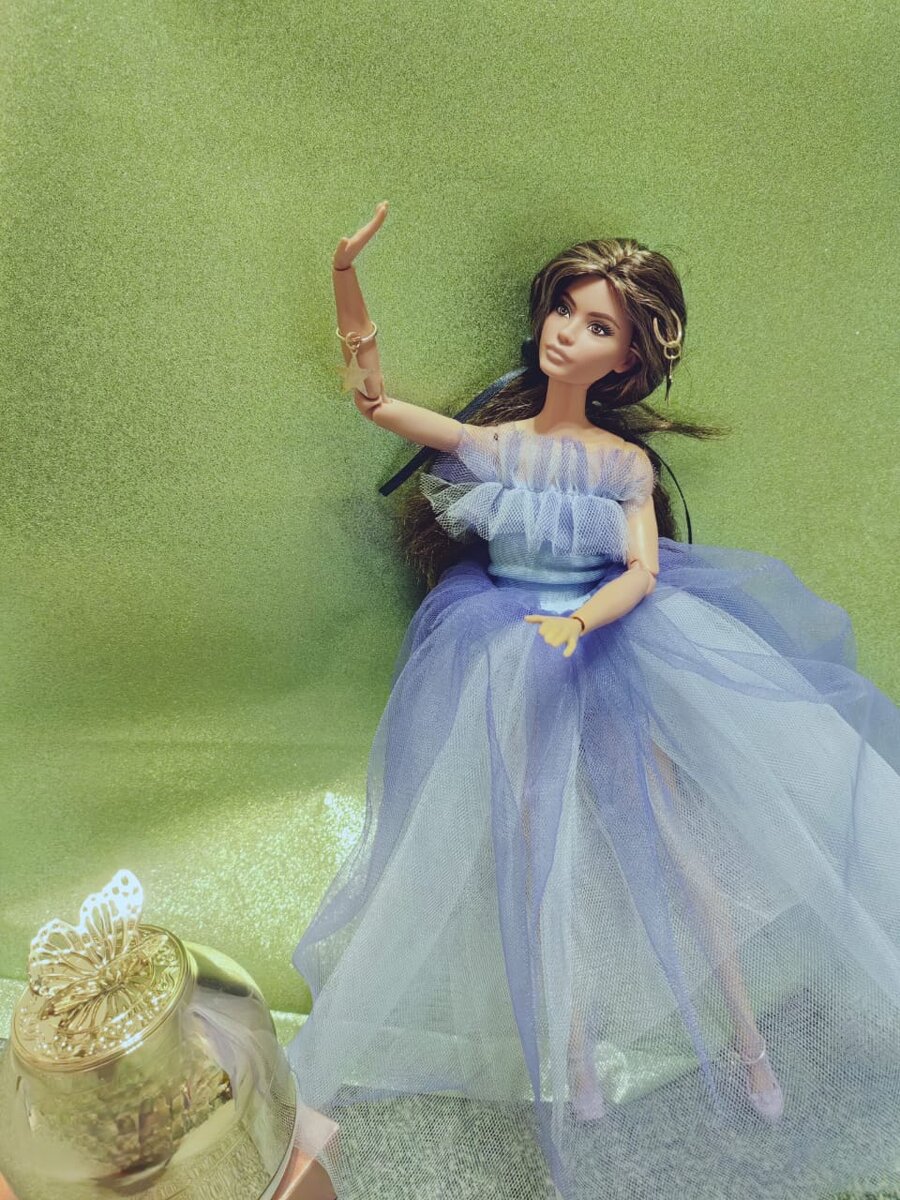 Черновые фото Лины в образе