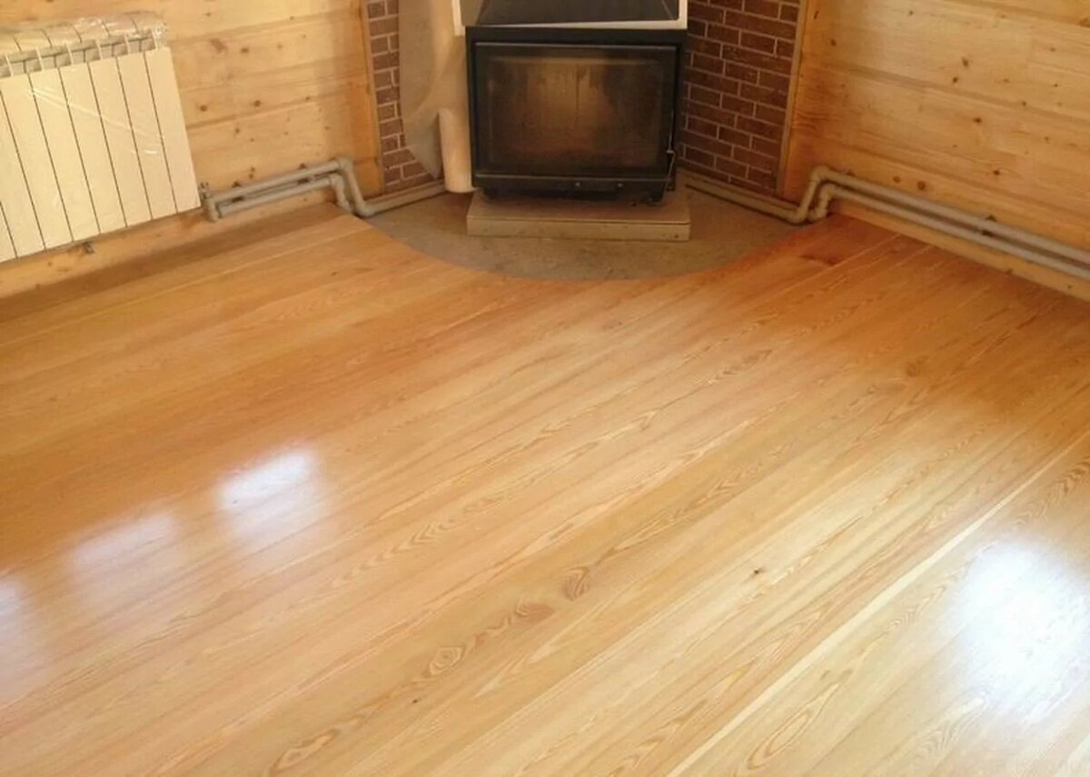 Доска пола из лиственницы в интерьере