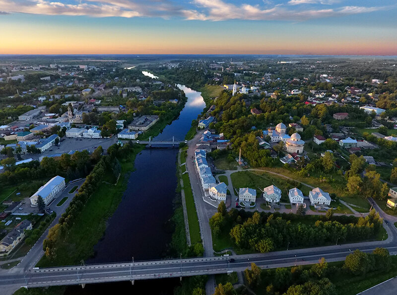 Жителей Торжка с 885-летием первого летописного упоминания города поздравил губернатор Тверской области