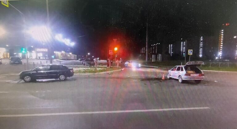    Автоледи не уступила. В ночном ДТП на Салмышской в Оренбурге пострадал 20-летний парень Белов Михаил Александрович