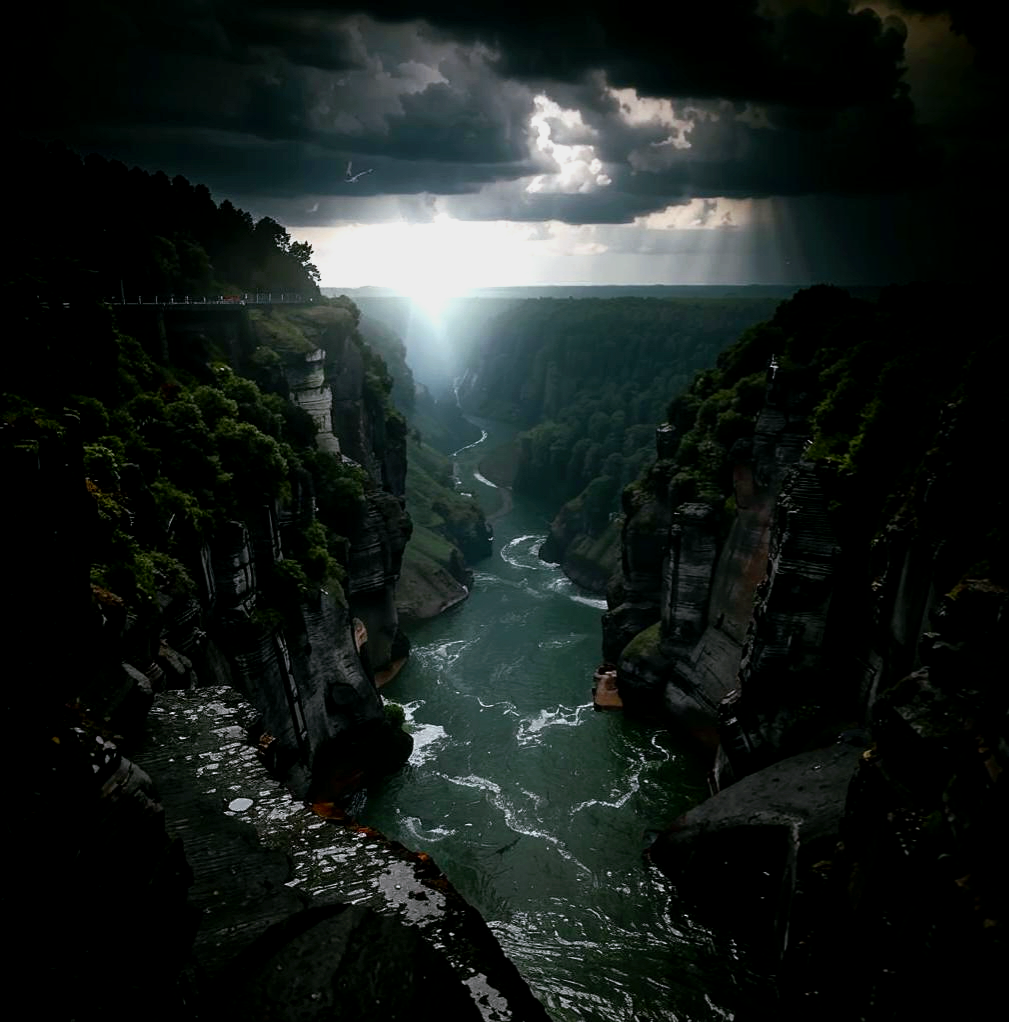 Над пропастью