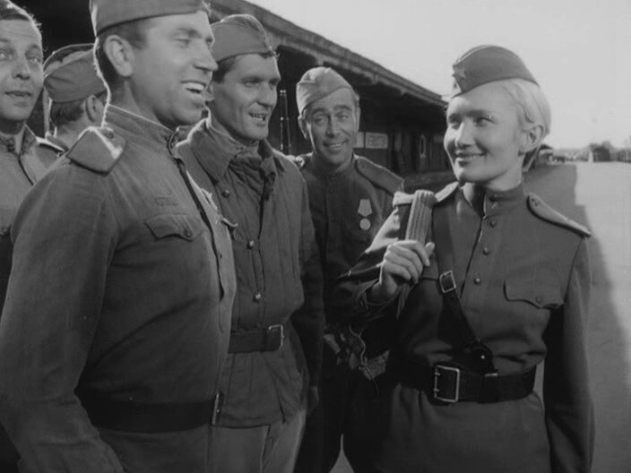 Апрель 1945. Великая Отечественная войн подходит к концу. Но еще предстоит самая главная  битва, битва за Берлин. В фильме показана подготовка и проведение берлинской операции. Судьбы ее участников и героев. 

