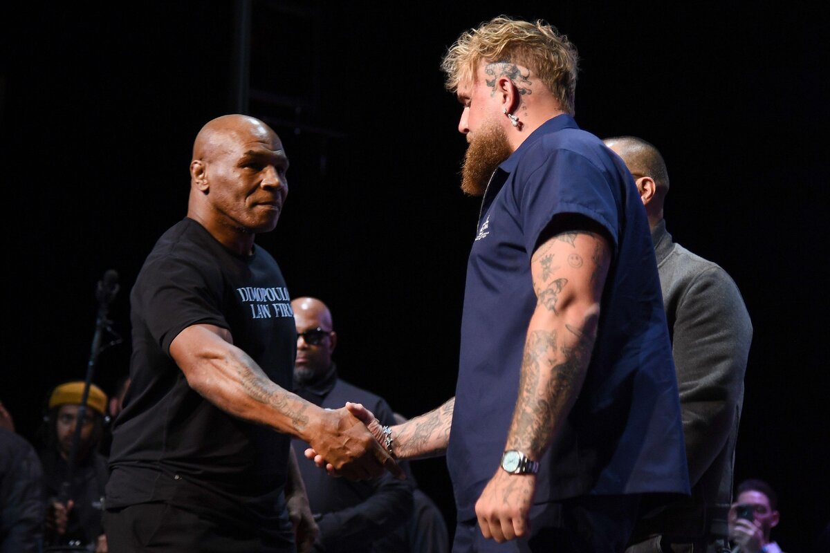     Бой Майка Тайсона с ютубером Полом перенесен: у 57-летнего боксера обострилась язва