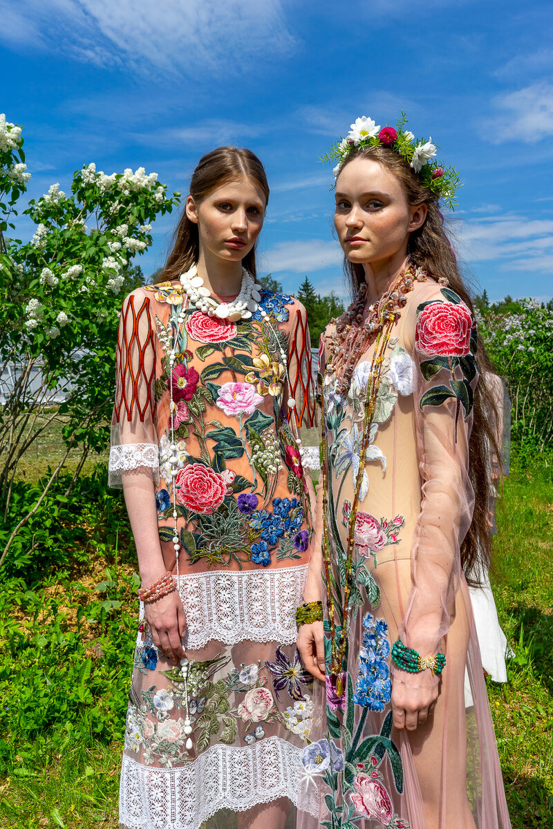 «Сиреневый день». Дефиле в комплексе «Верхние теплицы». Фото: ГМЗ «Царское Село»