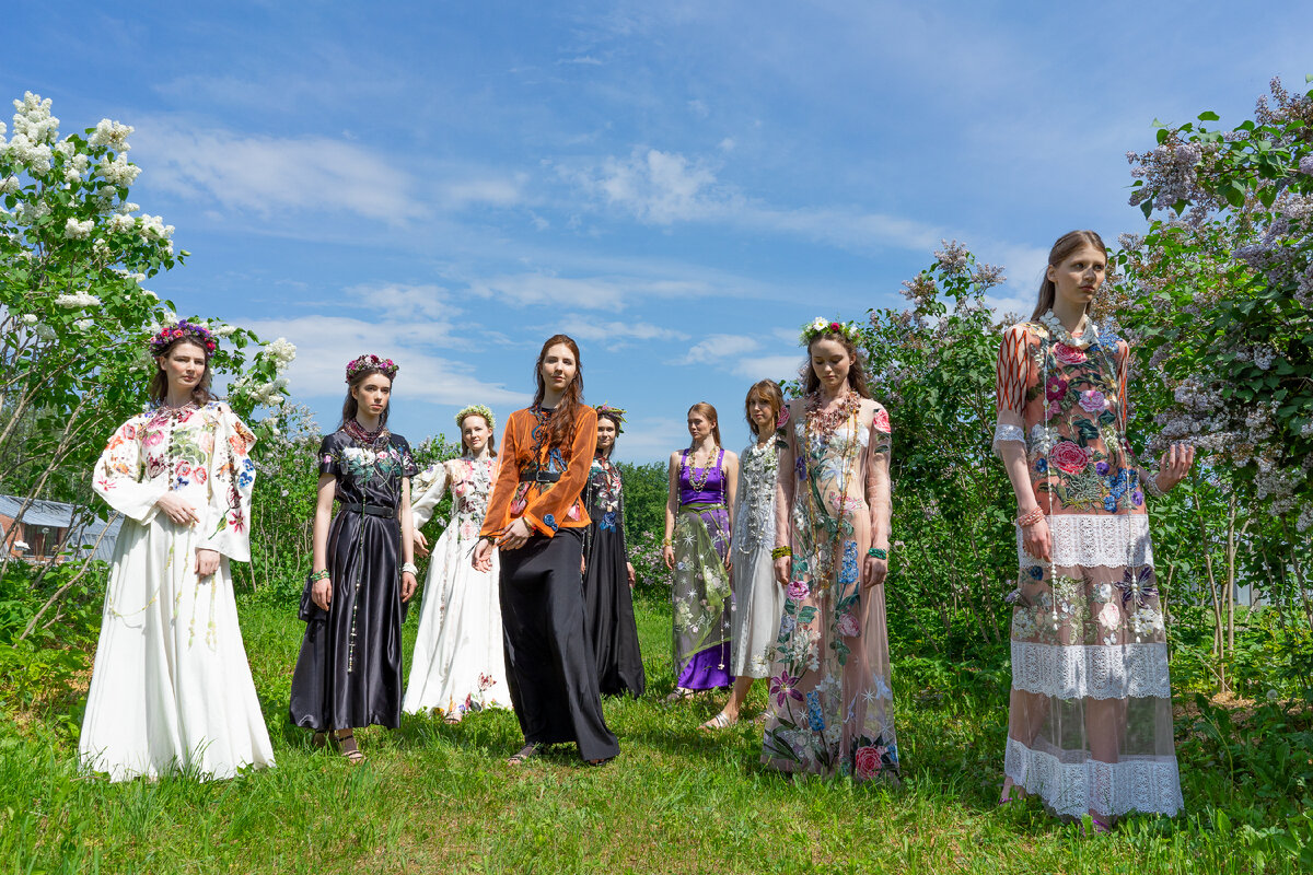 «Сиреневый день». Дефиле в комплексе «Верхние теплицы». Фото: ГМЗ «Царское Село»