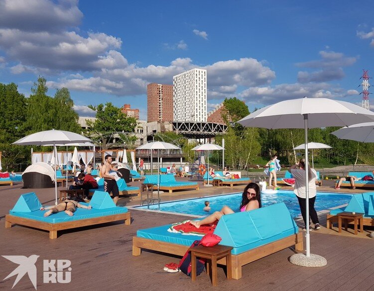 Бассейн речной вокзал 2024. Бассейн речной вокзал 2024. Северный речной вокзал бассейн. Открытый бассейн северный речной вокзал. Речной порт москва речной вокзал бассейн.