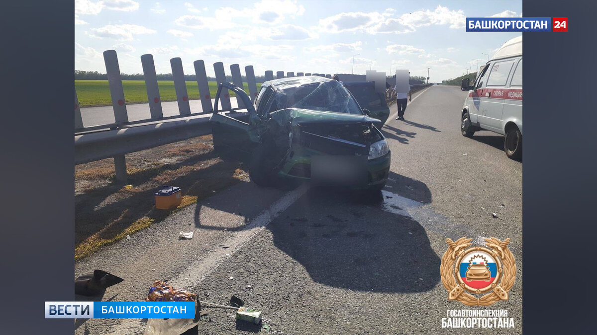    В Башкирии столкнулись легковушка и трактор: пострадали четыре человека, в том числе 5-летний ребенок