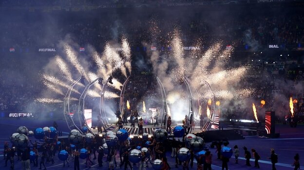    Выступление Ленни Кравица. Reuters