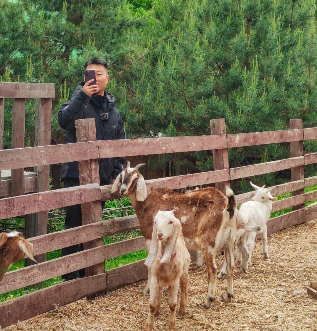 Блогер Лю Цян. Источник: официальная страница Министерства туризма Хабаровского края в вк