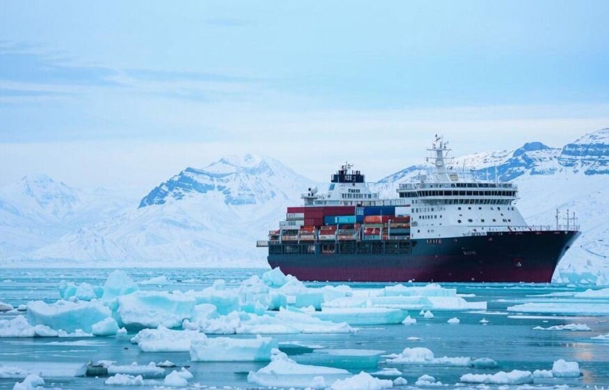    «Они очередной раз пришли нас грабить. На этот раз их придётся убить»: Военный эксперт про англосаксов