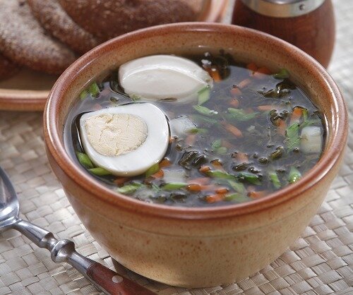    Легкие щи с крапивой. Фото: Дмитрий Королько/BurdaMedia