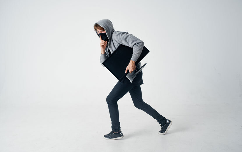    Запретный плод и теория разбитых окон: почему людей тянет нарушать правила