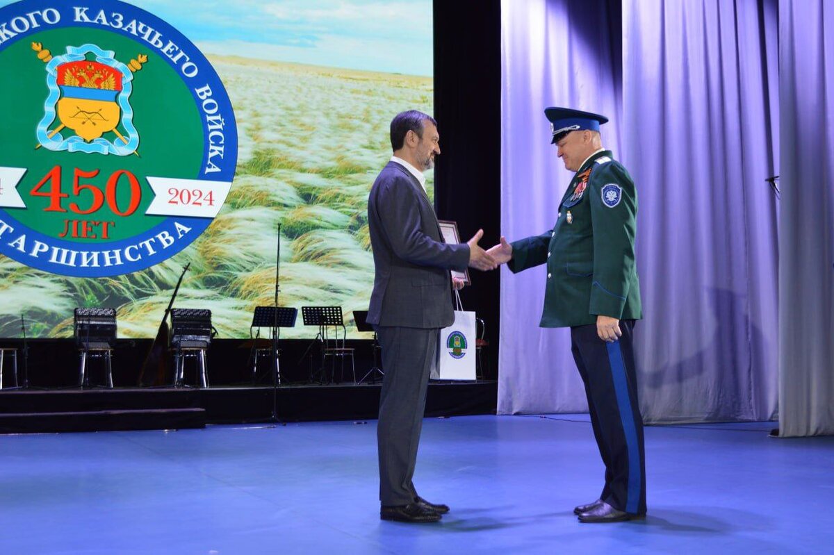  📷    Оренбургскому казачьему войску 450 лет Кристина Просвиркина