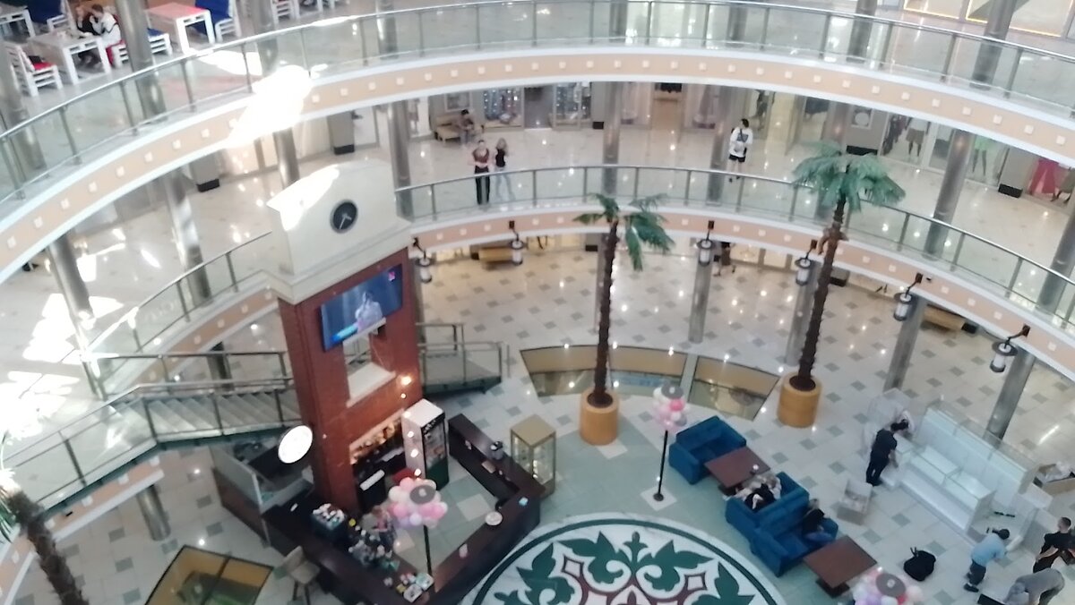 Вид с четвертого этажа.