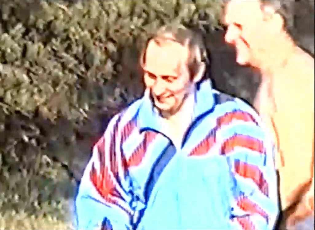 Помощник Володя такой молодой