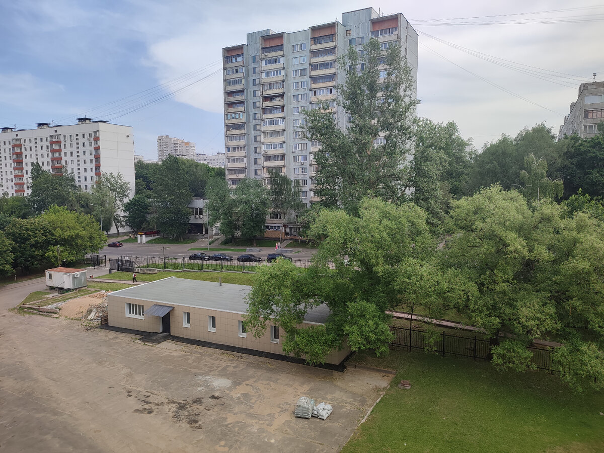 Вид из окна аудитории со вчерашнего экзамена