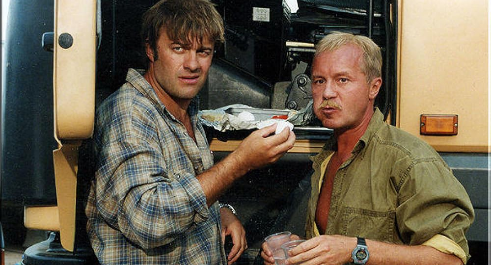 «В рейс идут старики» В дефиците водителей фур виновата молодёжь. Не хотят учиться на категорию и ездить за 150-200 тысяч