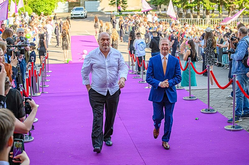    Александр Балуев и Виктор Шкулев. Фото: Пресс-служба Забайкальского Международного кинофестиваля