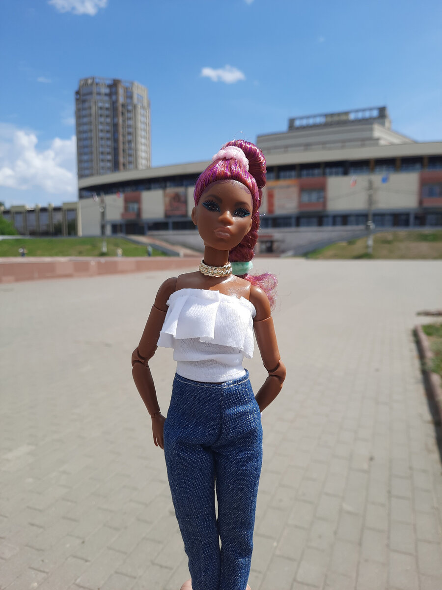 кукла Барби Лукс (Barbie Looks Doll (Petite, Curly Red Hair)
