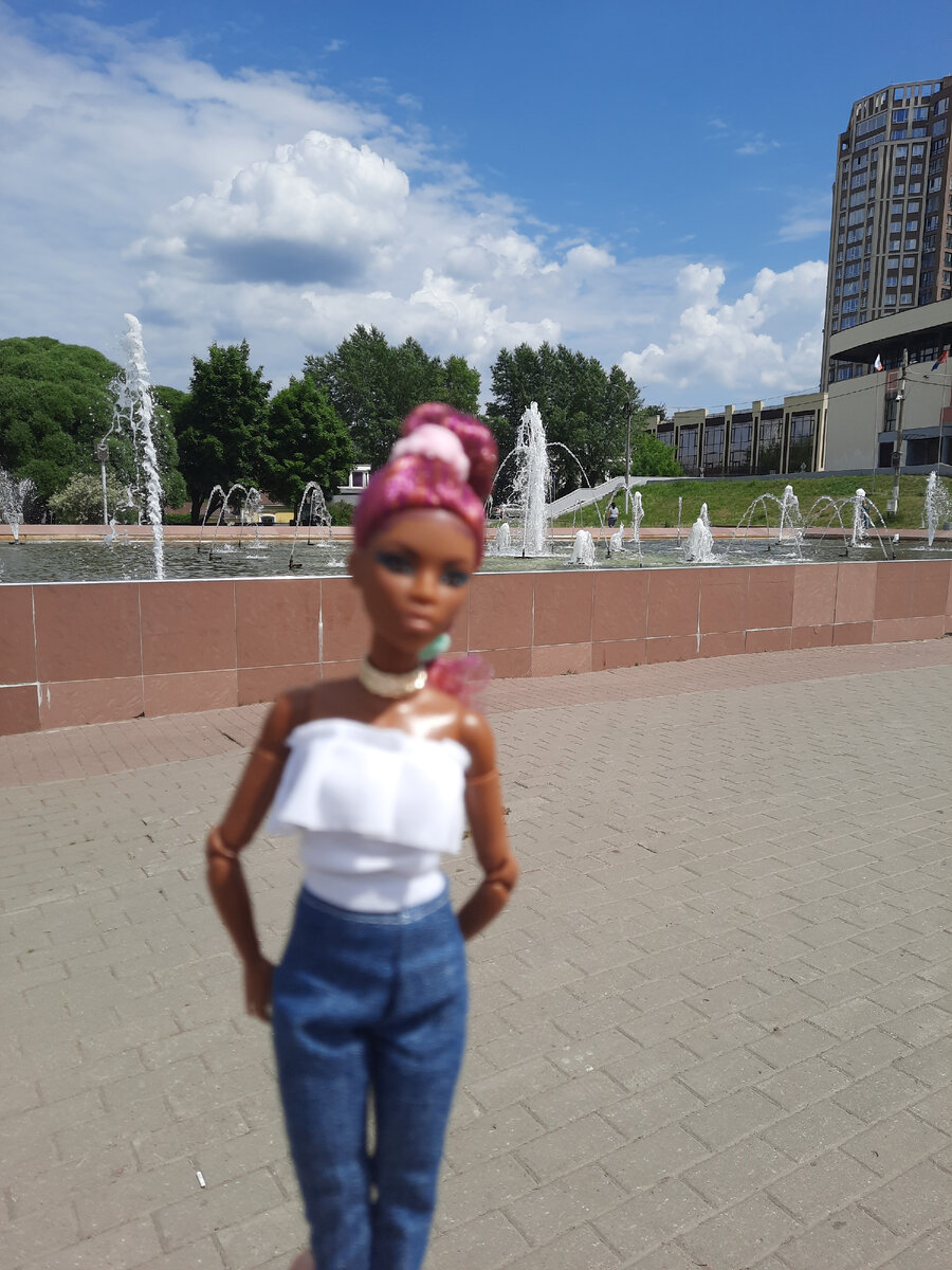 кукла Барби Лукс (Barbie Looks Doll (Petite, Curly Red Hair)