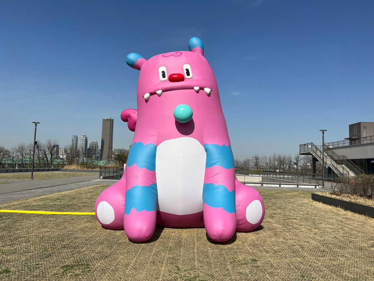 Хэтхэ, розовый монстрик, символ Сеула. Фото автора