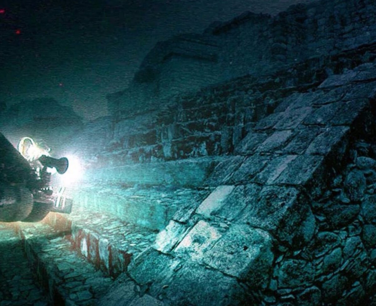 Исследования руин позволили открыть целый город.
Источник фото: https://telegra.ph/file/abcd3d7aebfd6a81a56e1.jpg