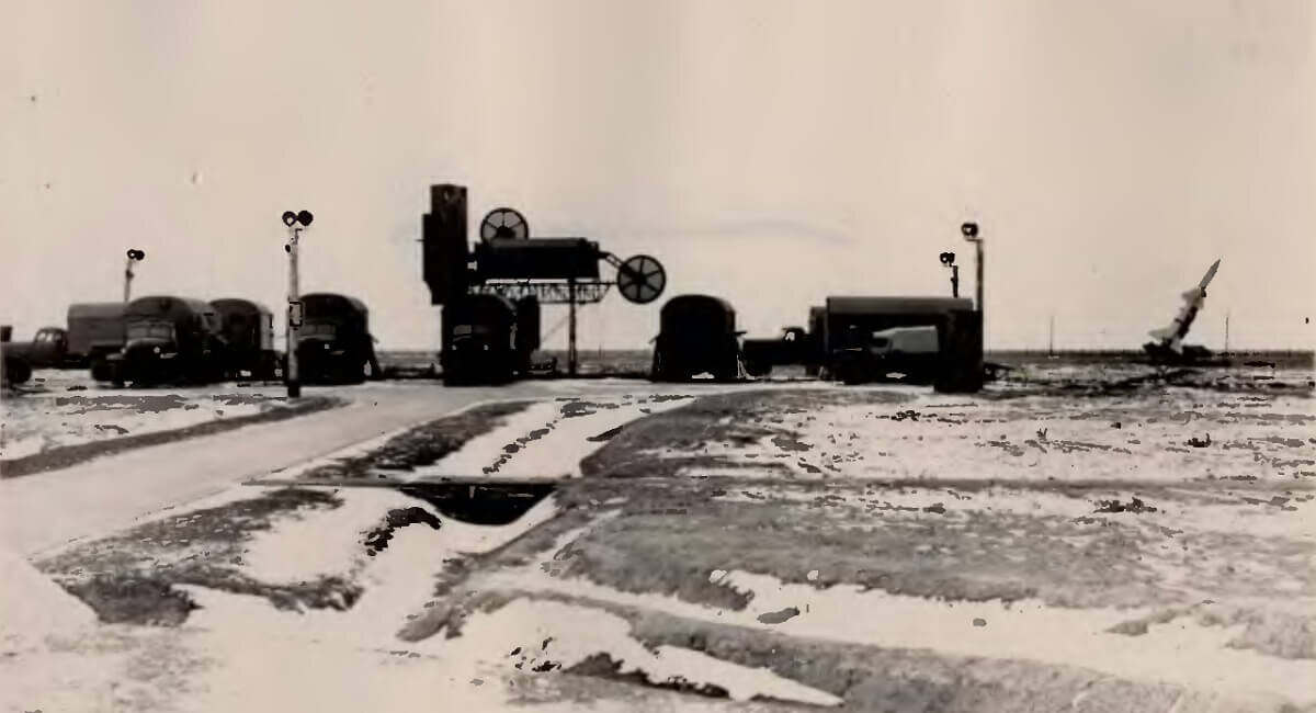 Средства СА-75. Самый первый вариант комплекса Источник: Отчет о совместных испытаниях..