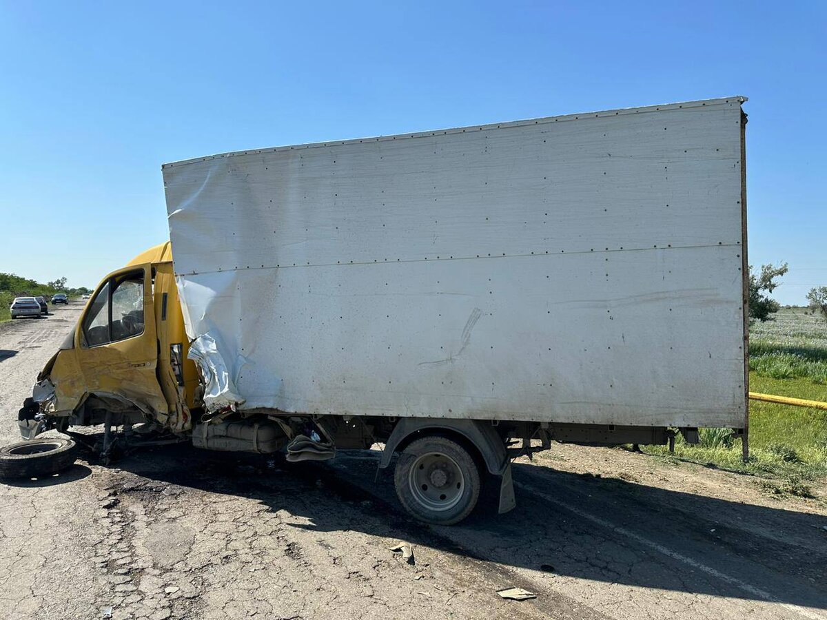 В ДТП с автомобилем из свадебного кортежа в Дагестане погибли три человека  | 110KM.RU | Дзен