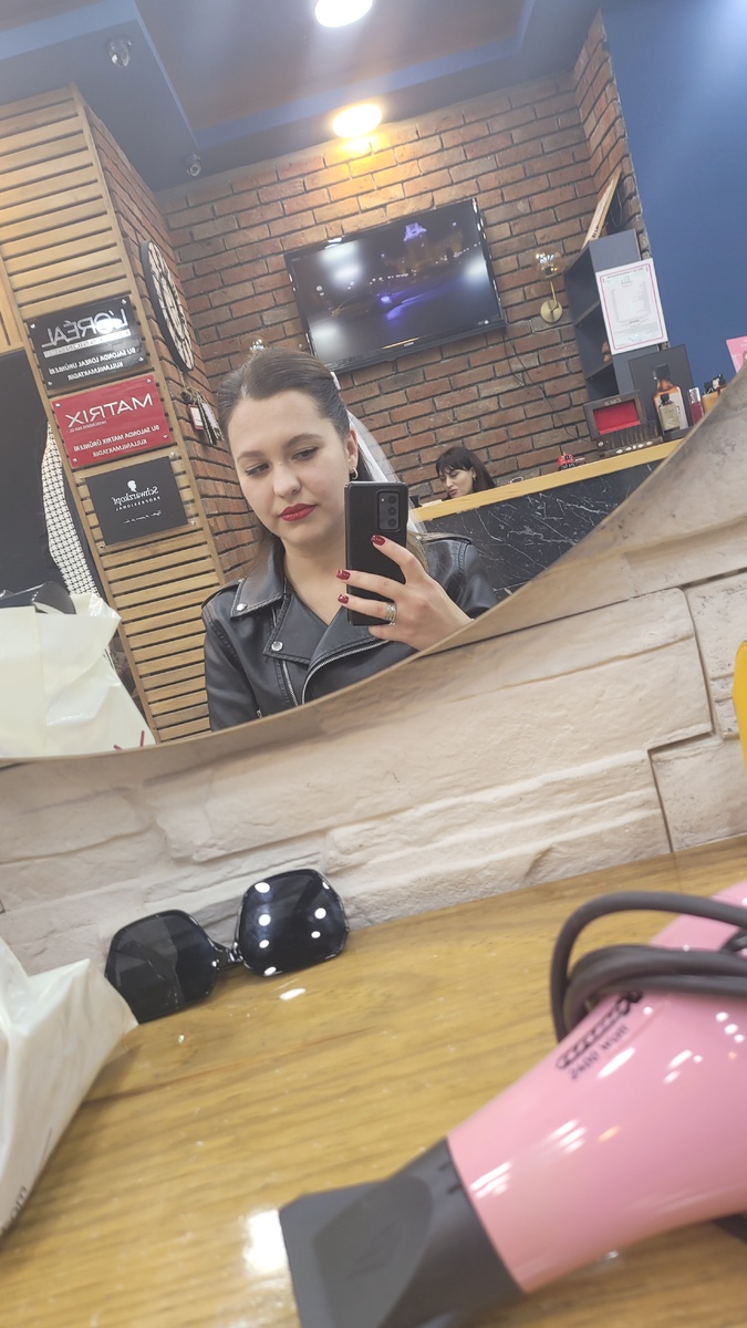 В салоне. Личный архив