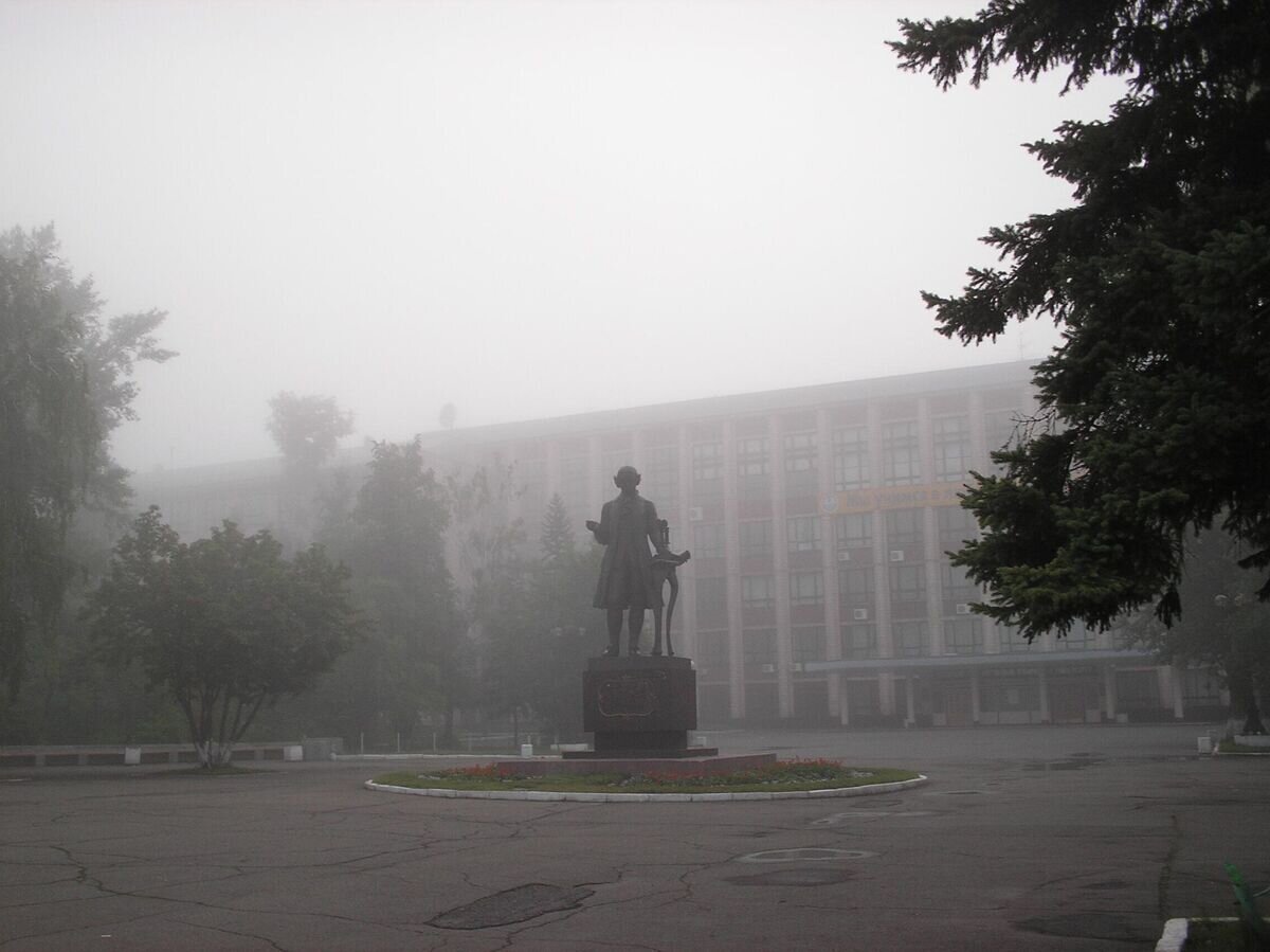    Алтайский государственный технический университетCC BY 3.0 / Obakeneko /