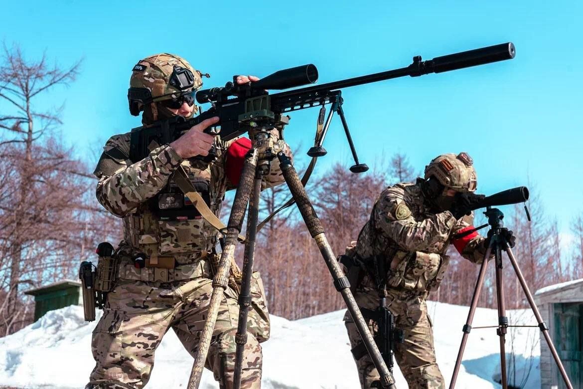    Оружие снайперов требует выдержки и знаний физики.