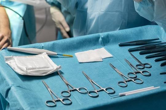    Россиянка впала в кому после операции и умерла: родственники обвиняют в случившемся врачей