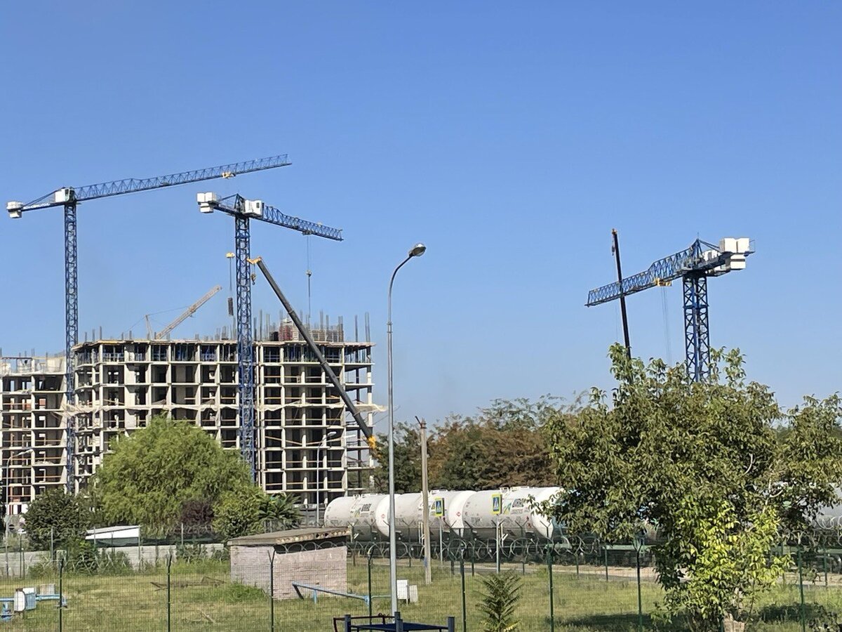 Предпочтениями застройщиков остается точечное возведение домов.  Фото: Фото: ФедералПресс/ Мария Гридина