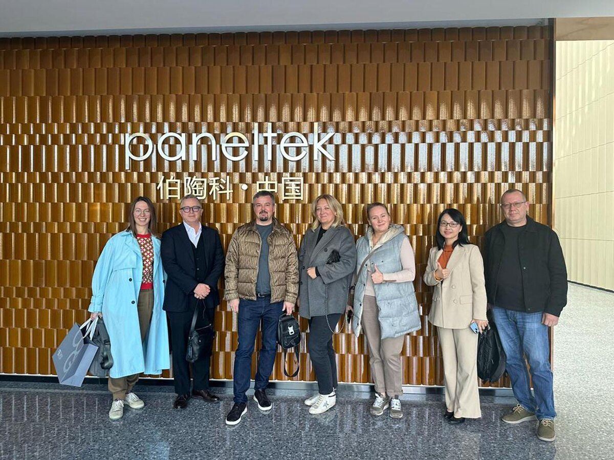 October Group📷Деловой визит команды October Group в Китай