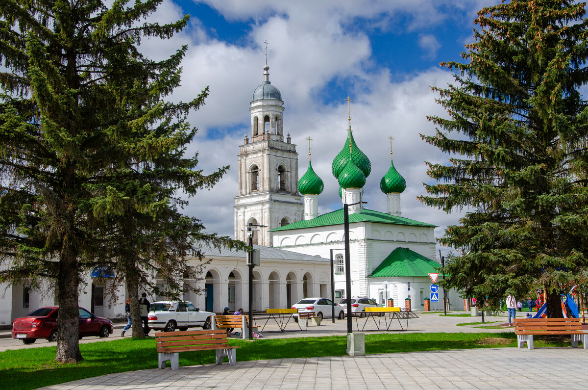 Площадь Свободы в Пошехонье